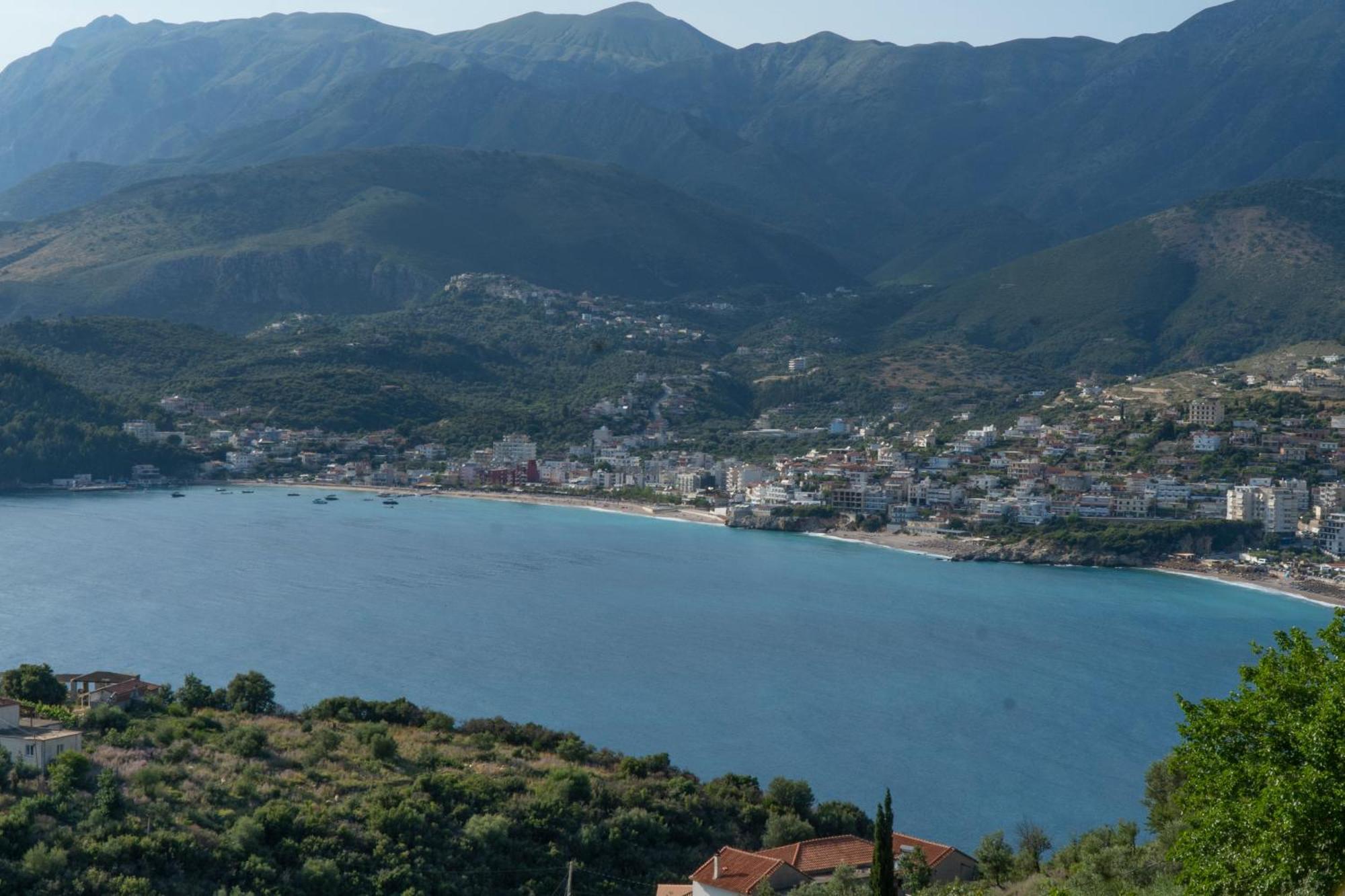 Sunset Serenity Himare Exterior photo