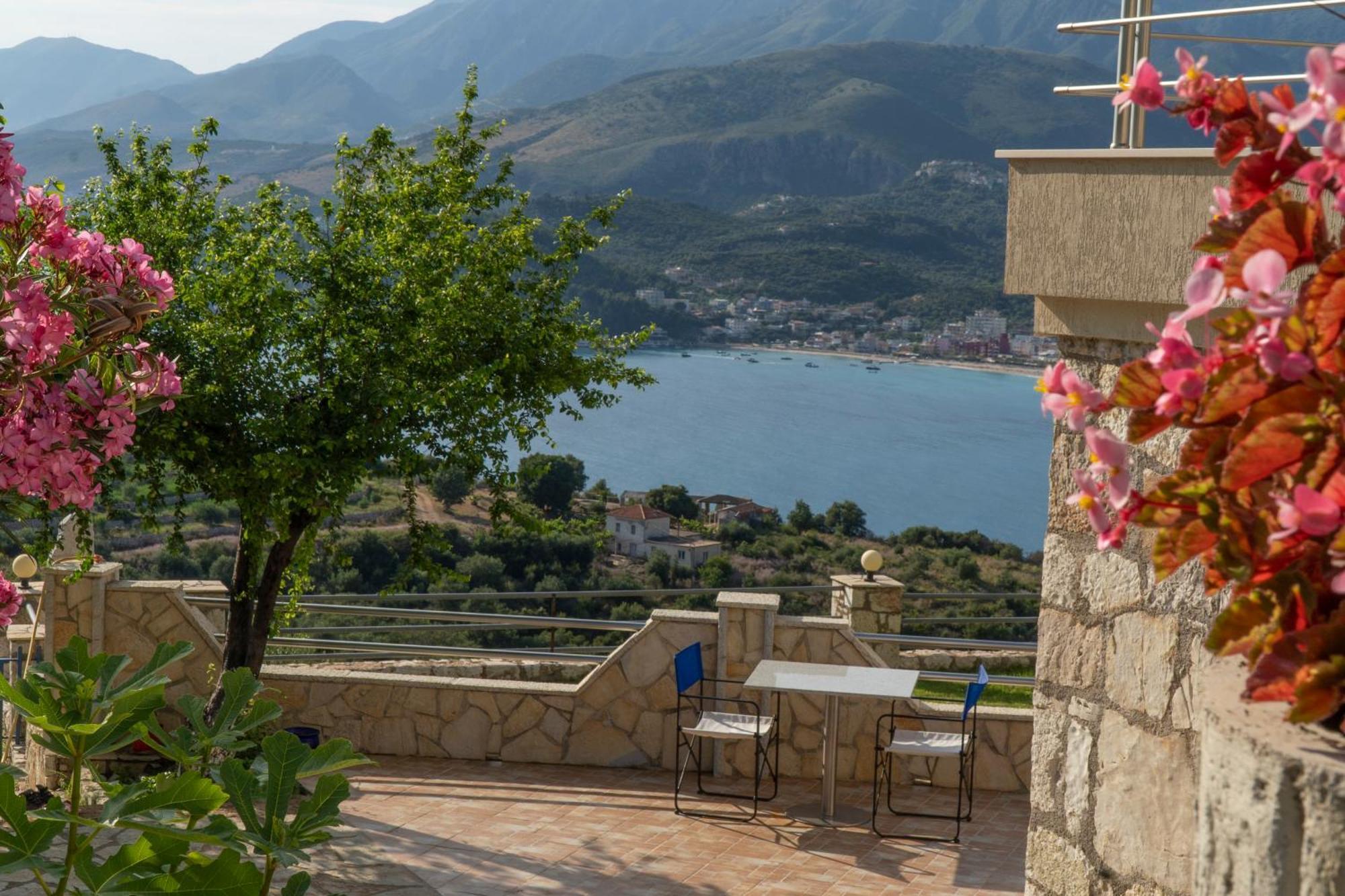 Sunset Serenity Himare Exterior photo