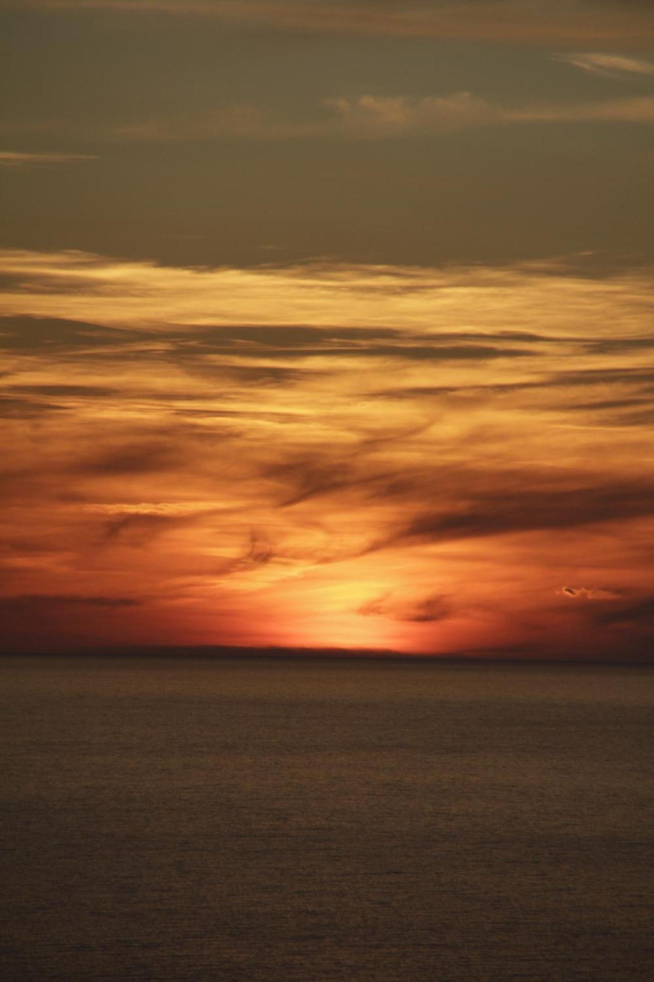 Sunset Serenity Himare Exterior photo