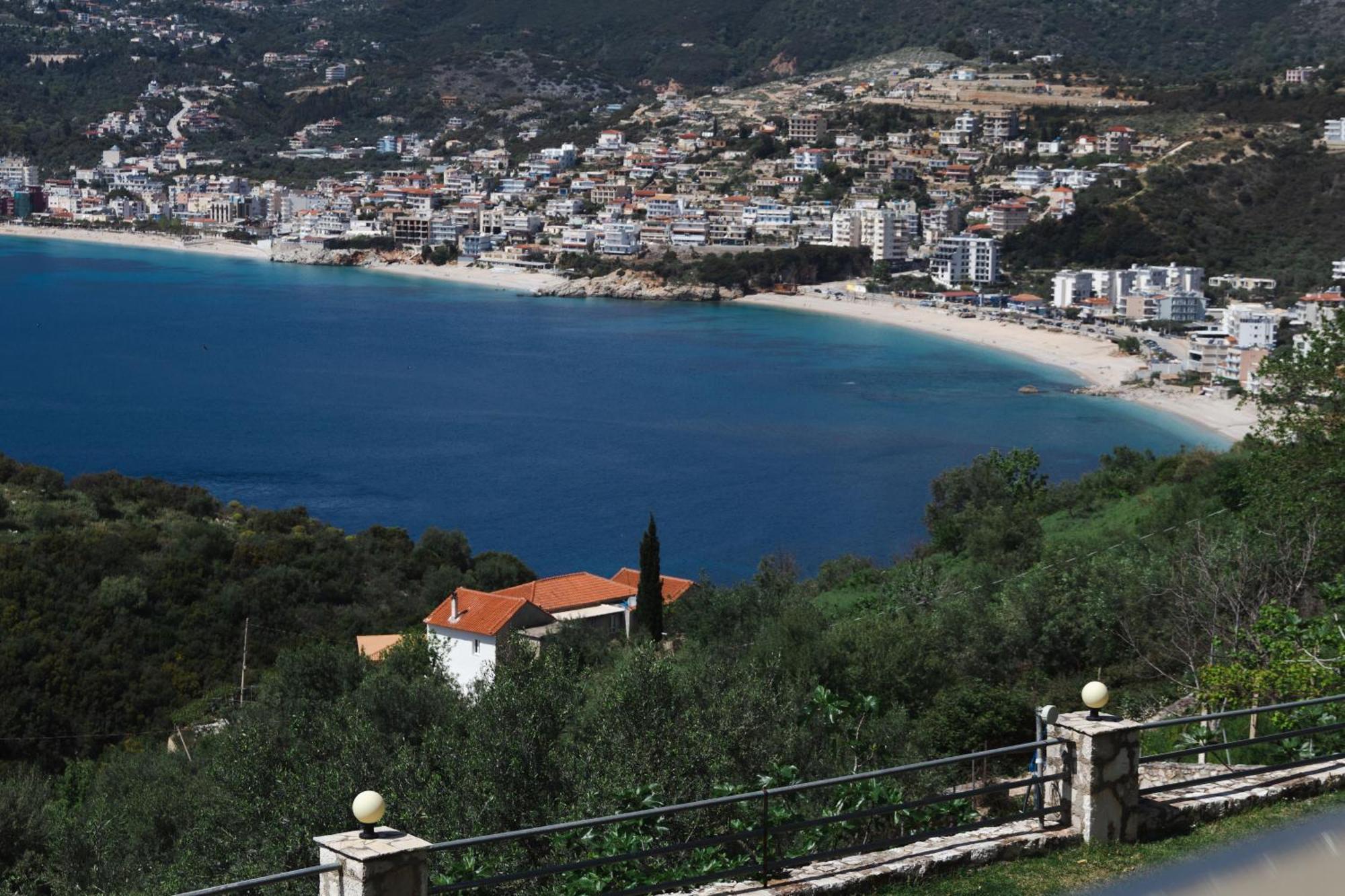 Sunset Serenity Himare Exterior photo